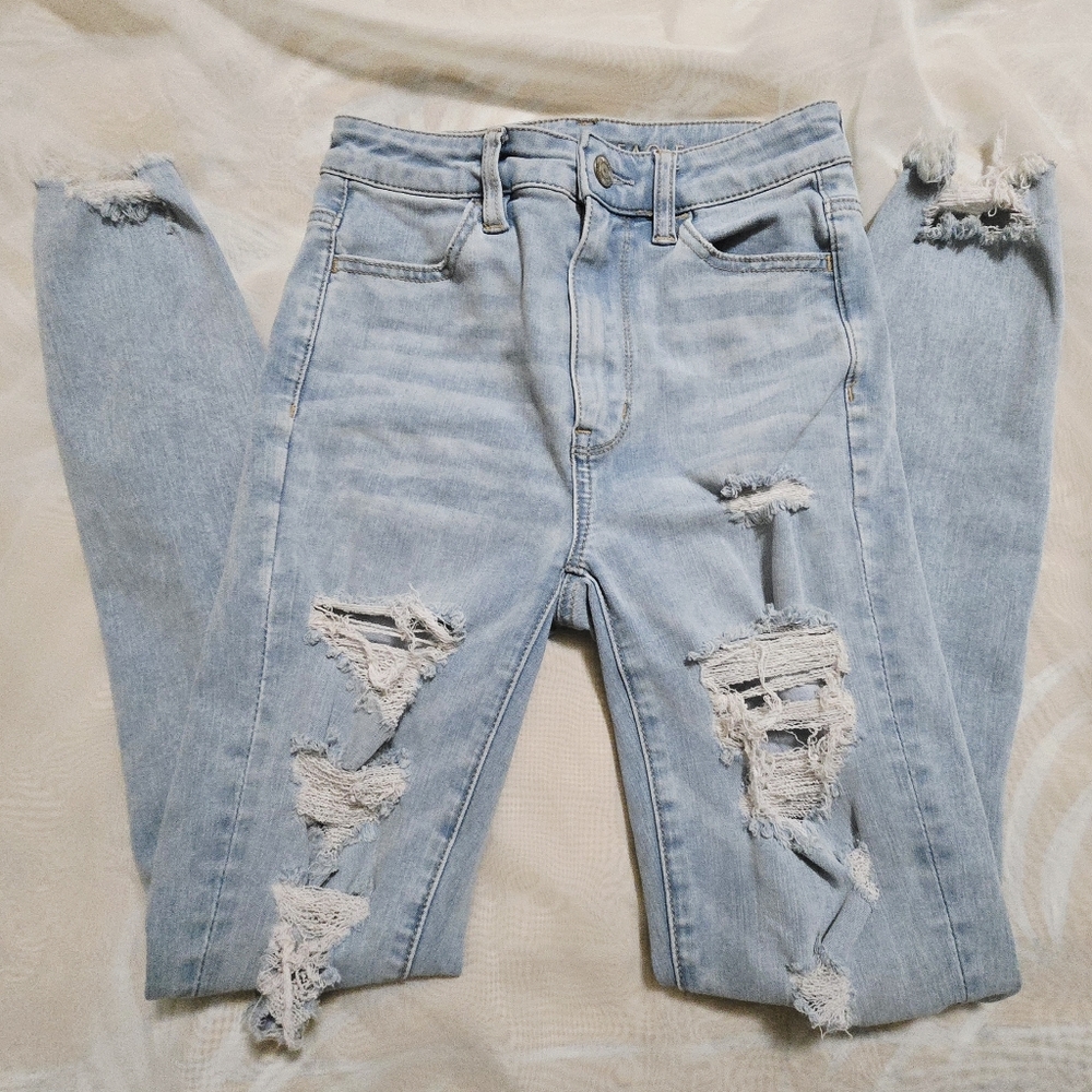 American Eagle Skinny Jeans Ripped Tears Light Wash